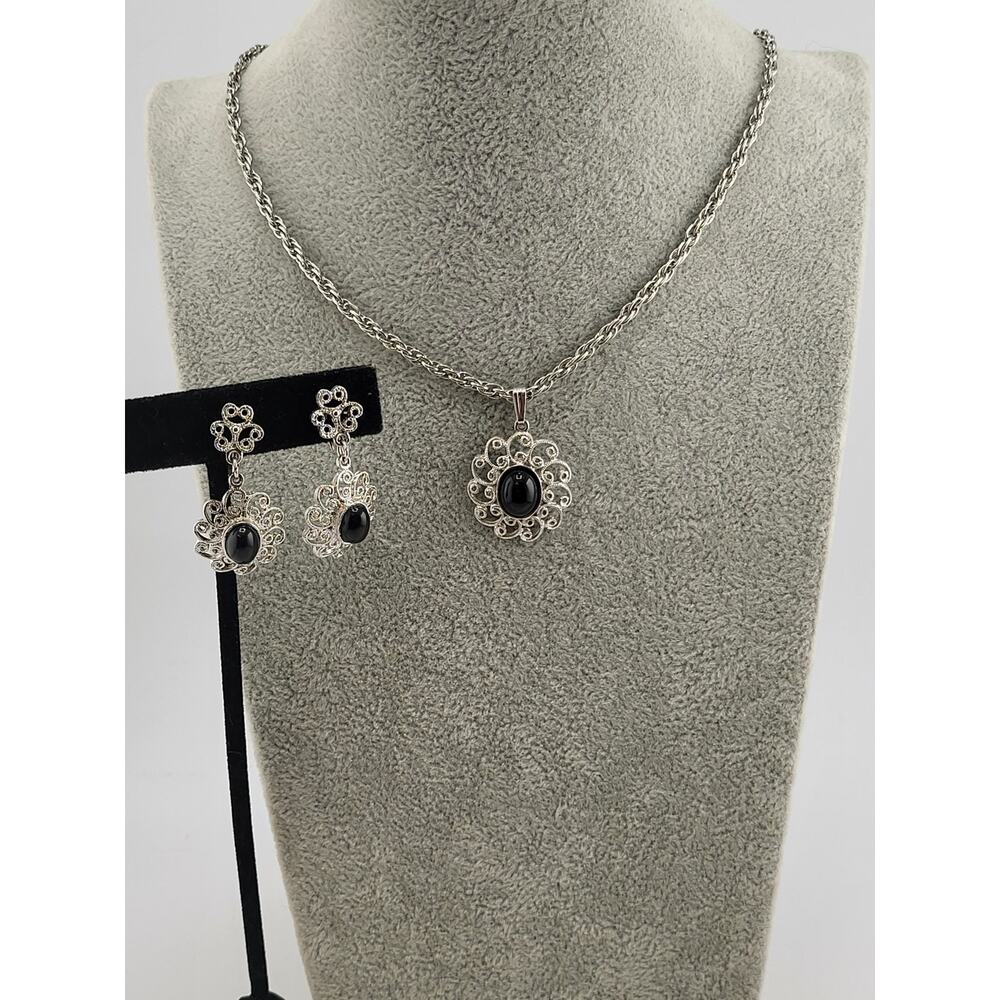 Vintage Amway Black Cabochon Filigree Necklace Earrings Set Silver Tone